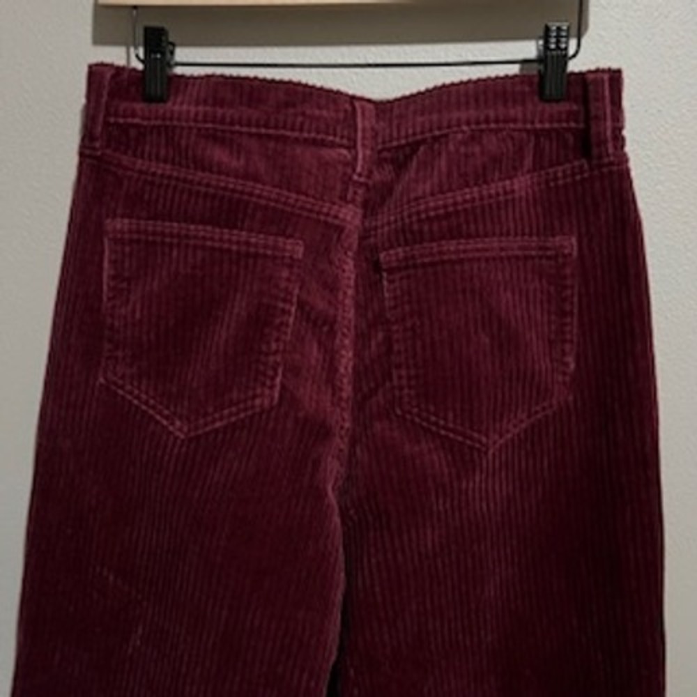 Lands End Burgundy Corduroy Wide Leg High Rise Pants Womens Size 8 Wine Red - Picture 4 of 16